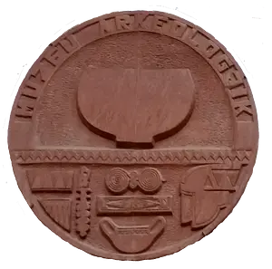 Logo of Korçë Archaeological Musem