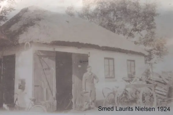 Laugø Smedie, Denmark