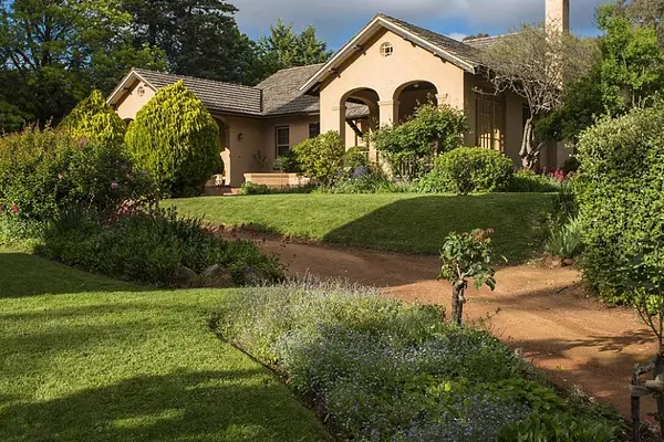 Calthorpes House, Australia